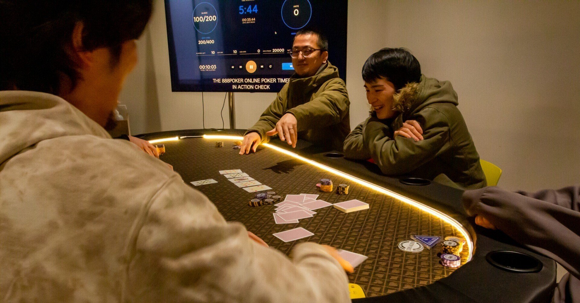 DIY】ポーカーにのめり込みすぎてポーカーテーブルまで作った話 DIY】ポーカーにのめり込みすぎてポーカーテーブルまで作った話