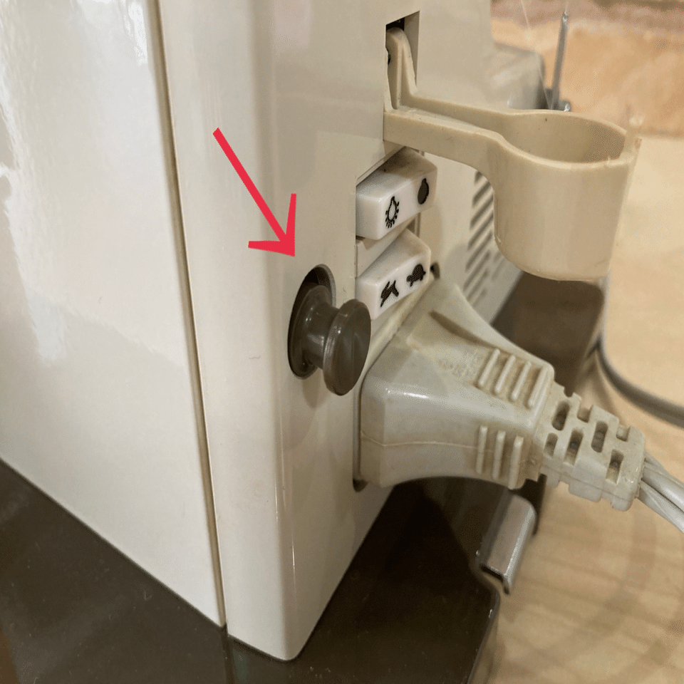 ミシン紹介】RICCAR(リッカー)ミシン「R-805」｜ソーイングスクエア