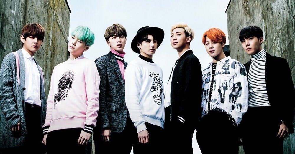 BTS 2016年 シーズングリーティング Amazon.co.jp: BTS 2016 SEASON'S GREETING ［CALENDAR+GOODS