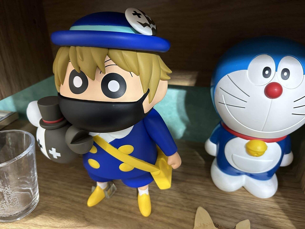 レトルト クレヨンしんちゃん プレミアムフィギュア