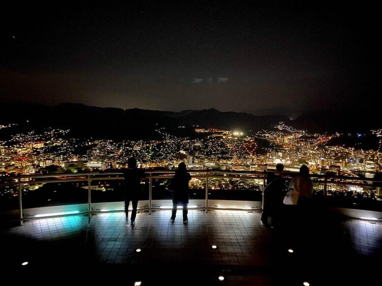 長崎は稲佐山、日本を代表する世界に誇る絶景スポット、『世界新三大夜景』に魅せられる。