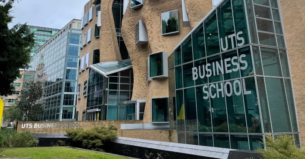 シドニー工科大学(UTS) - 出願の記録｜Tom