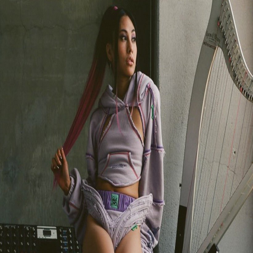 ハープの音色に身を委ねて - 特別なある日｜DJ Emerald｜Eri Makino