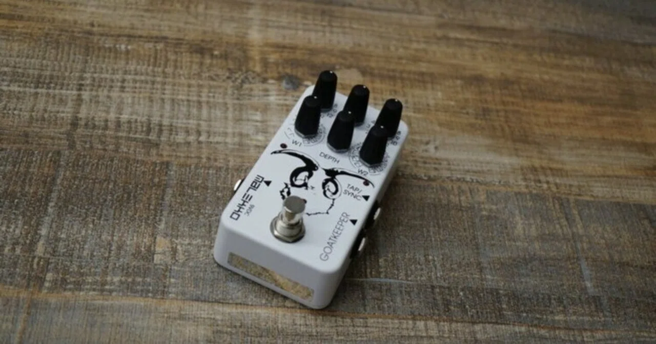 The legendary ultra-limited tremolo pedal returns in a compact