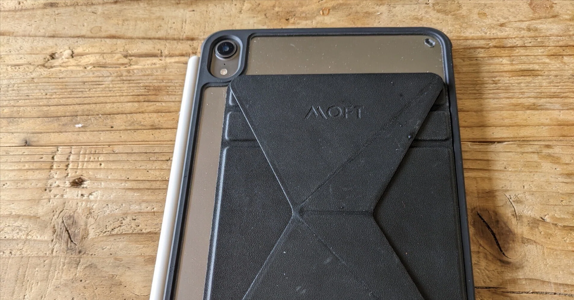 MOFT】iPad mini6 (2021)を愛用しているのですが、この「MOFT」さんの