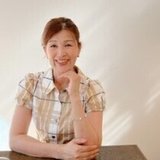助産師　伊藤香織　｜-女性の心身のセルフケアのプロ