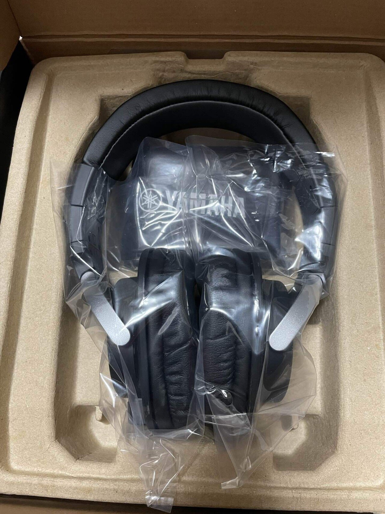 YAMAHA hph-mt8　 ブラック　サービスでリケーブル付き Amazon.com: Yamaha HPH-MT8 Monitor Headphones, Black