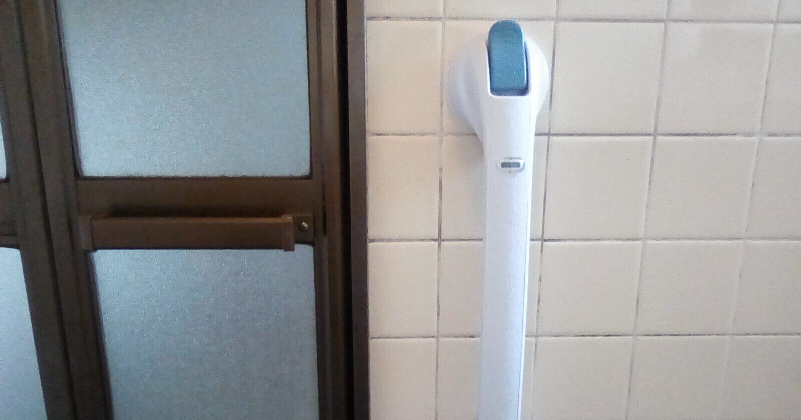 クイックバー UNI-500-W たのめーるユニトレンド 強力吸盤式手すり クイックバー 2点固定式