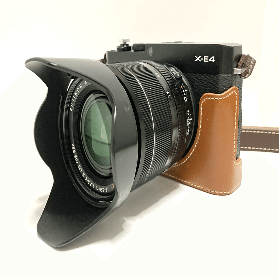 XF18-55mmにクラシックフードを装着｜会場カメラマン・ナベゾー