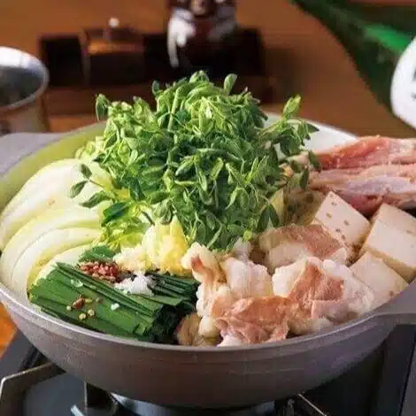 鍋屋ほたる+大須食邸