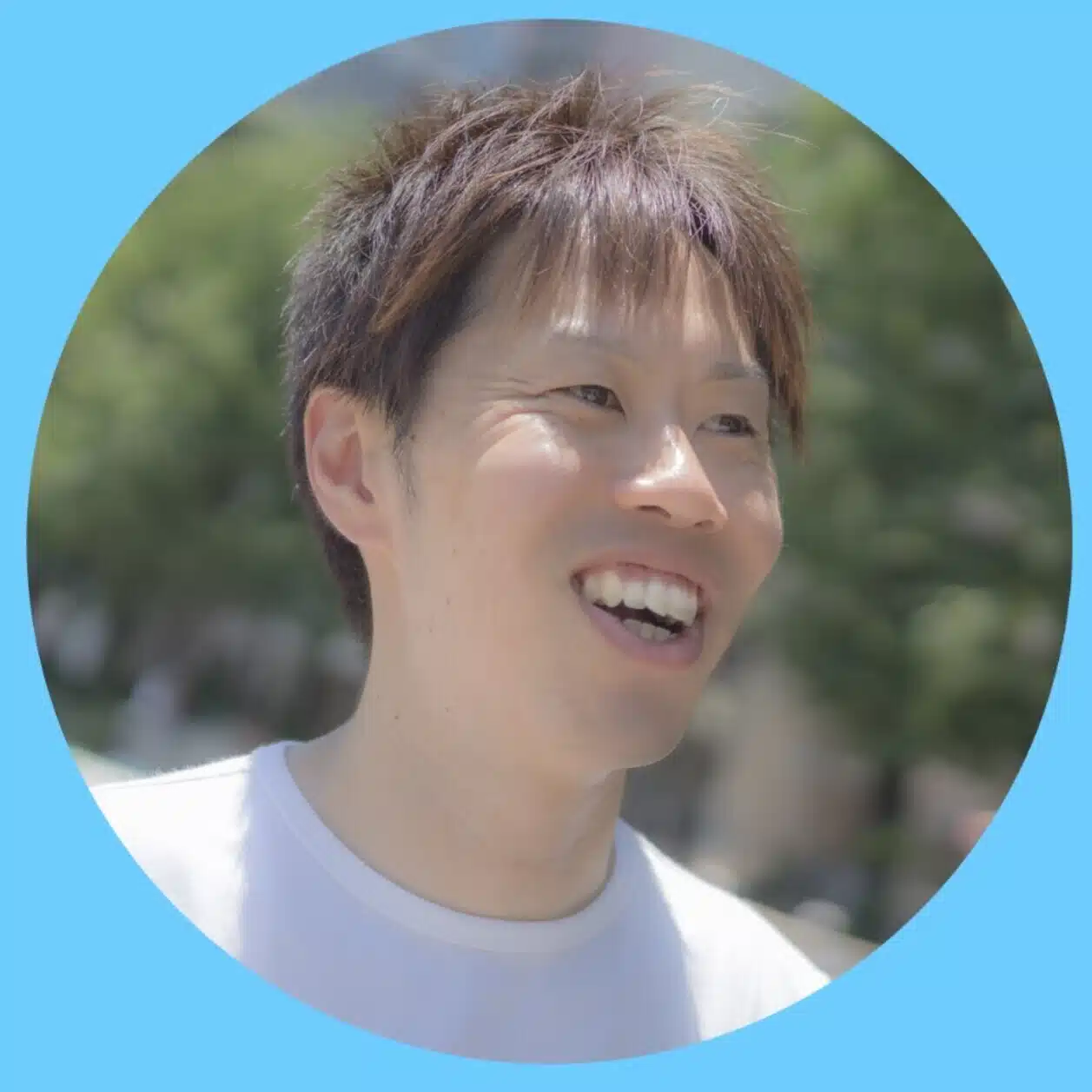 より