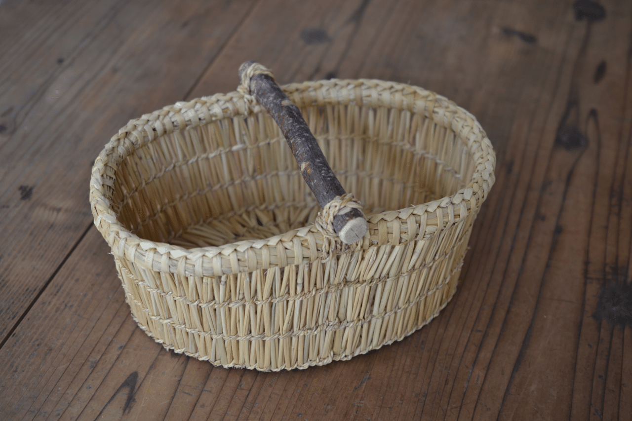 安曇野で藁でものを作る技術を残したい (スズキ ユカリさん)｜廻り道