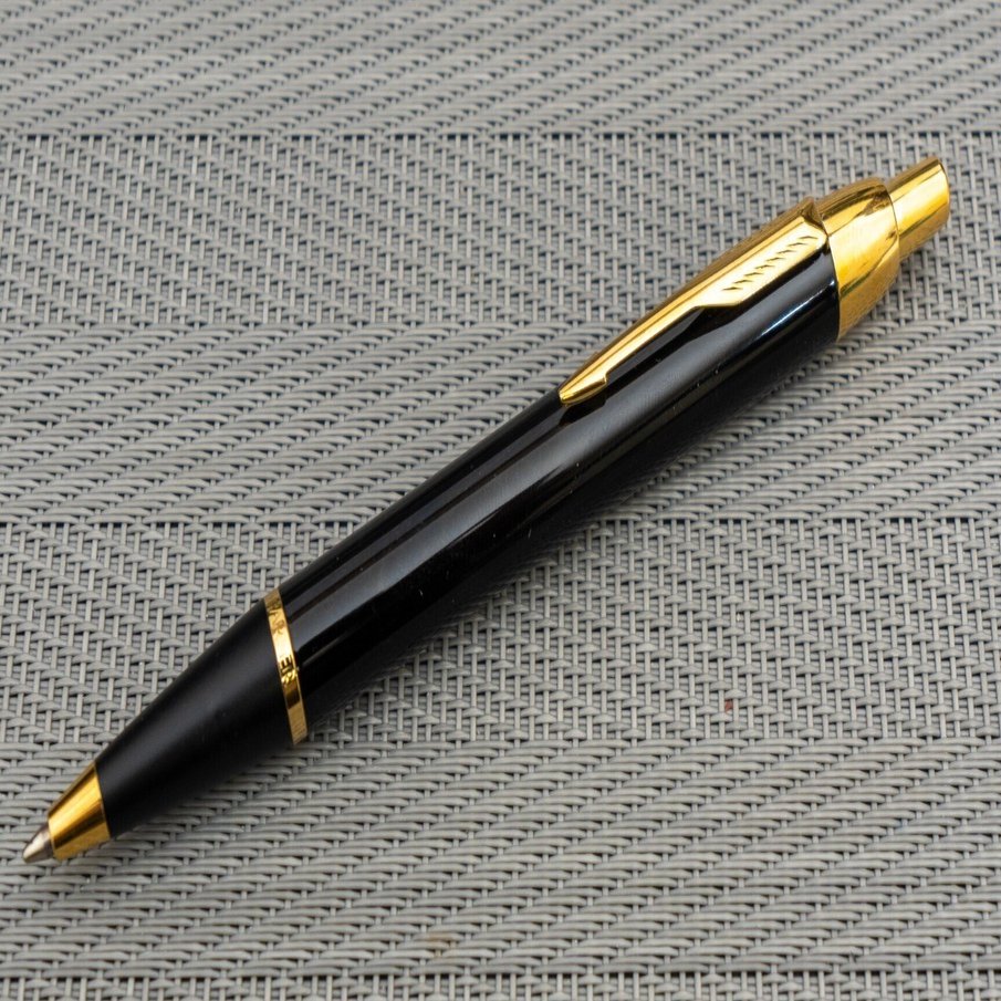 レビュー】まぁまぁ パーカー 油性ボールペン IMラックブラックGT