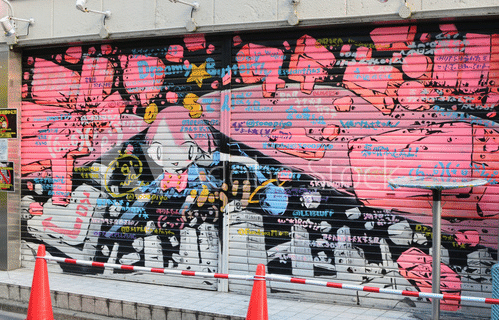 十数年前に秋葉原の地下の劇場で踊っていた でんぱ組の えいたそちゃん が 今日からはじまった新作のプリキュア の主人公を演じていた テレビの中で スターにみたいに歌って踊っていた 夢みたいな30分だった 春香かなた Note