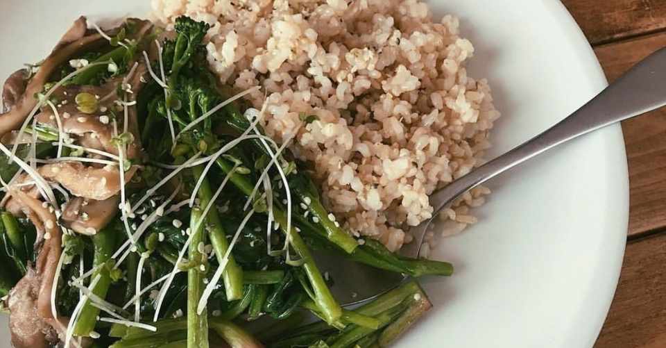 簡単レシピ ほうれん草と舞茸のにんにく炒め ろみ Note