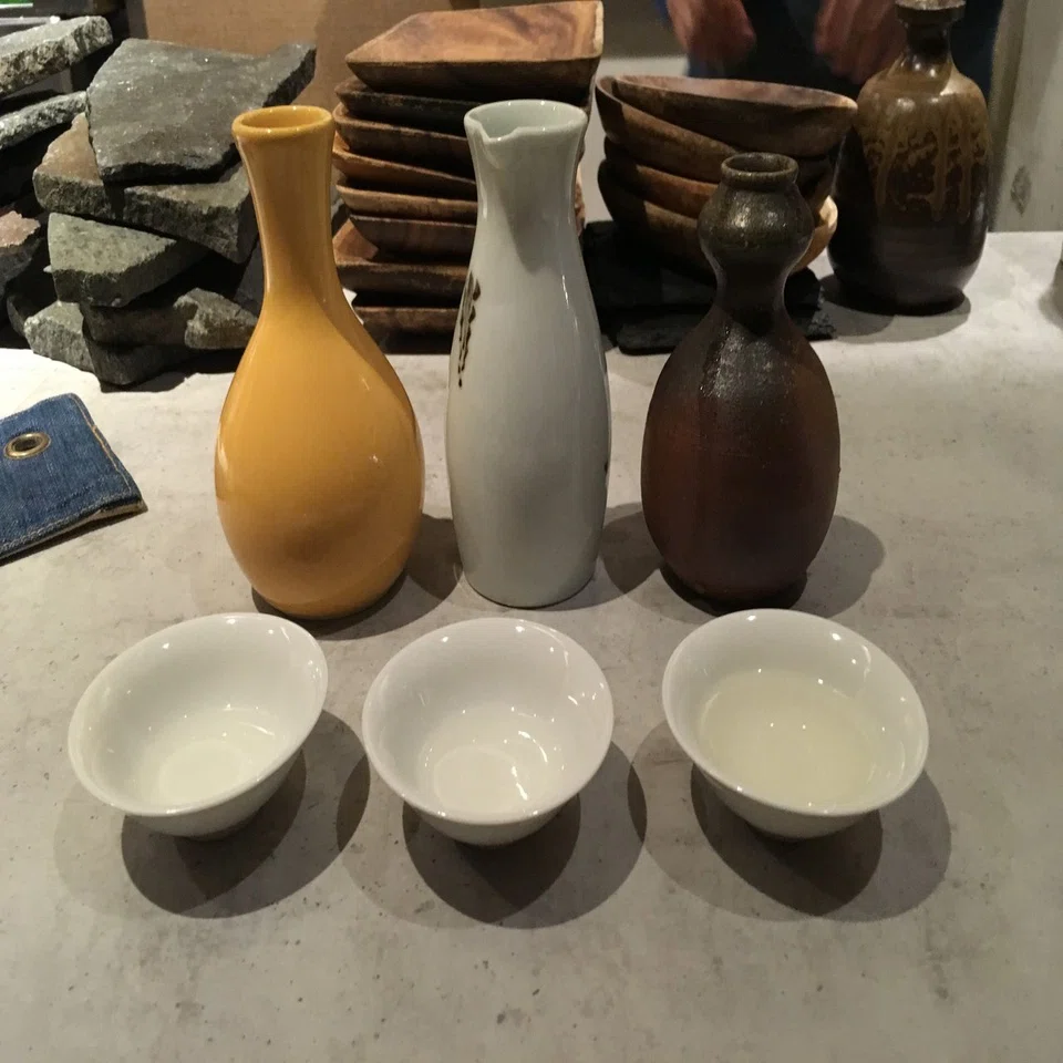 熱燗は「ちろり」「酒器」でかわる 三軒茶屋・ジョーズマン2号の「深夜