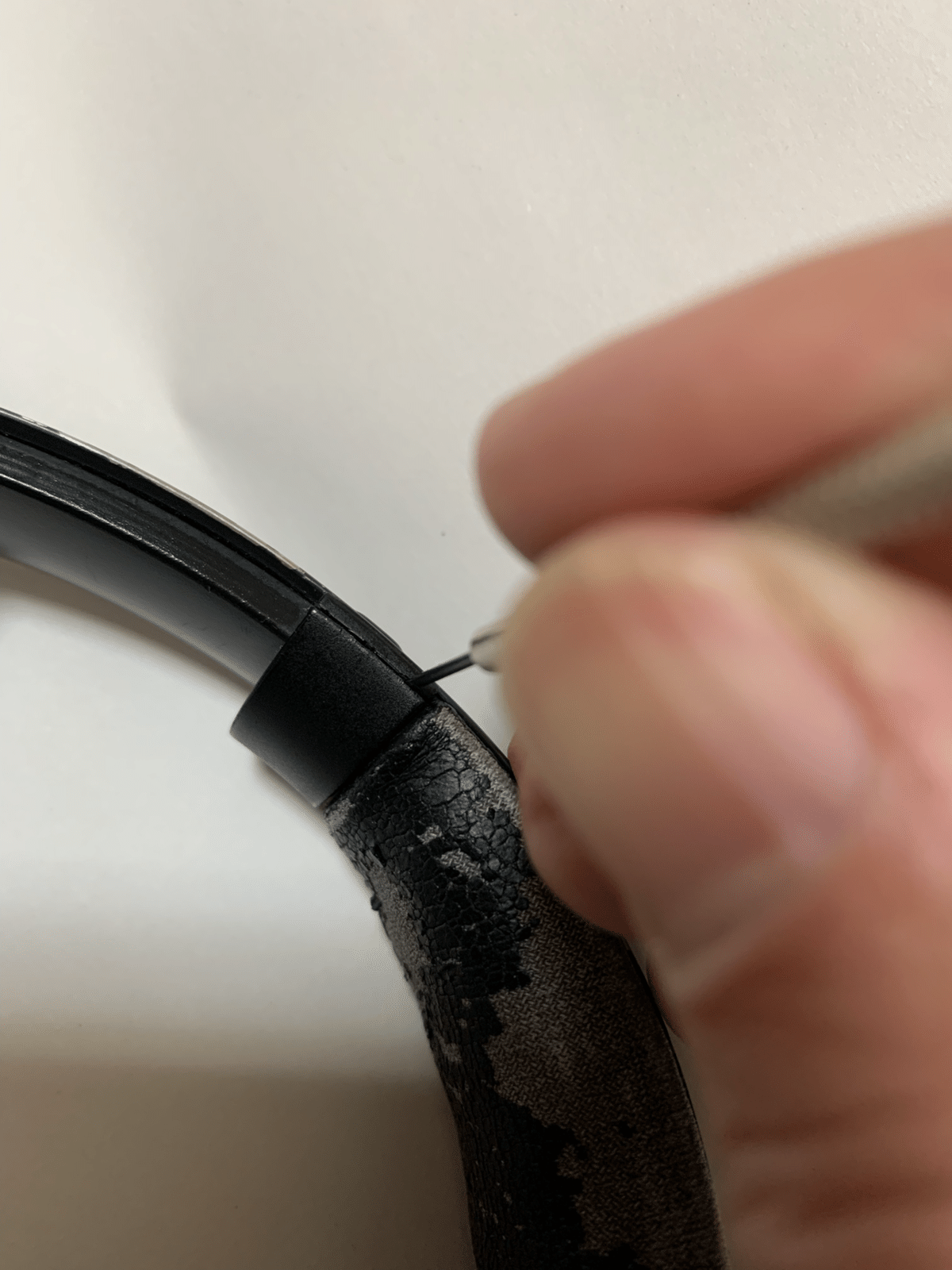 WI-1000X 痛み、経年劣化あり。 MDR-1000Xをリフレッシュ｜たつさん