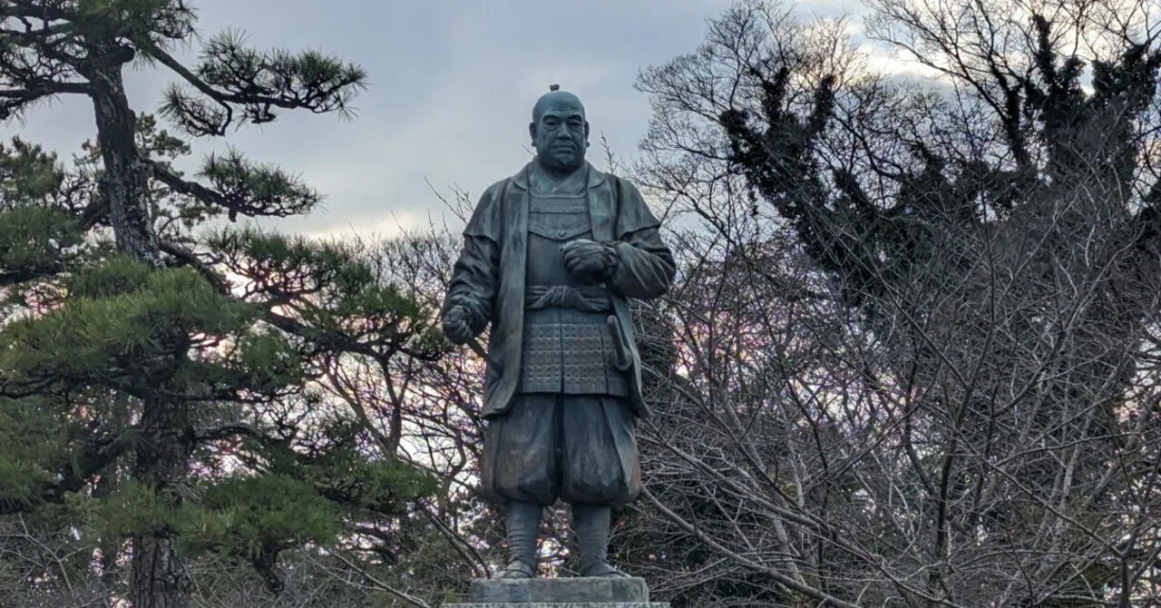たくさん歩く(岡崎公園)#340｜やん（矢野達也）