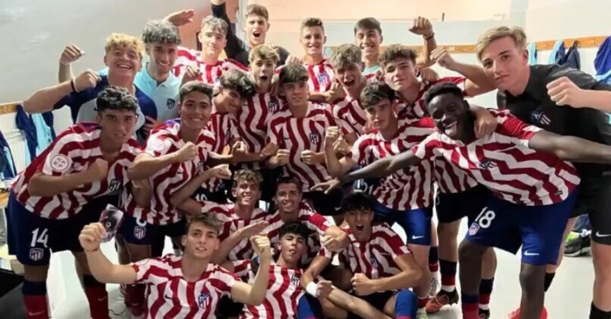 Atlético de Madrid アトレティコ アルトゥールフェルメールユニ