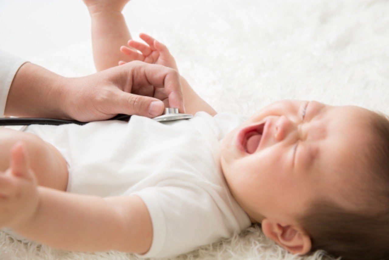 いつも外来で偉そうに診療している医師が 家で我が子のインフルエンザを看病して初めて知った 病児の親の気持ち とインフルエンザ脳症の恐怖とエビデンス について綴っておきます 森田 洋之 Note