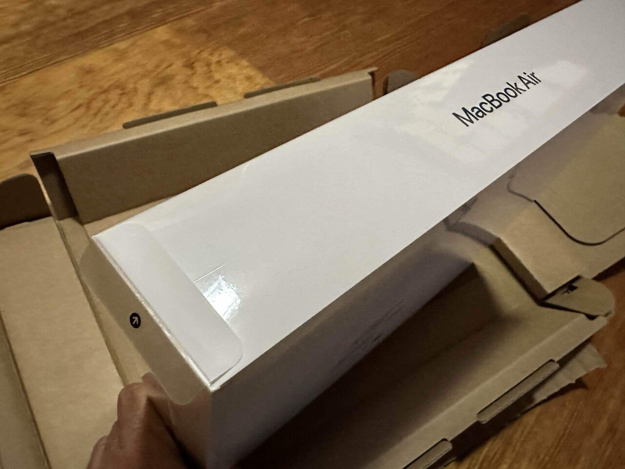 MacBook Air 開封の儀｜NicePapa 平野 尚志