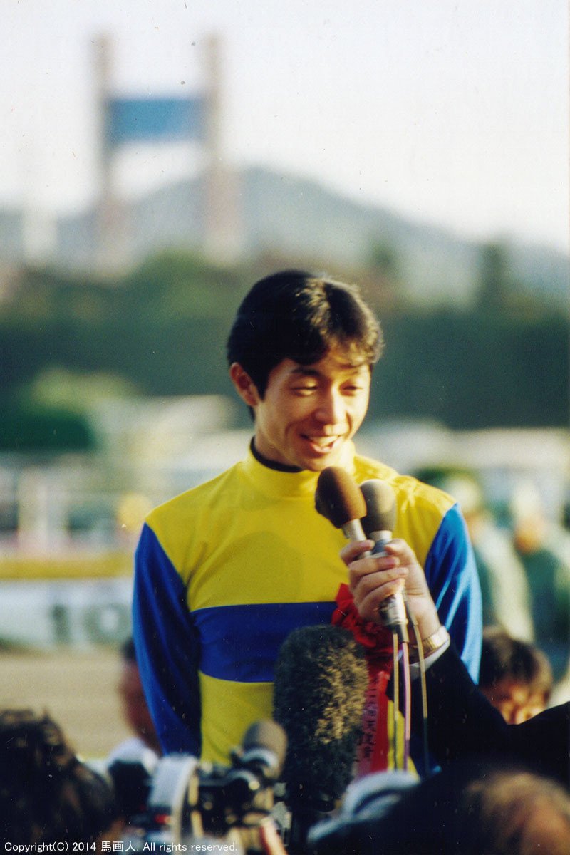 第116回天皇賞(秋)：蔵出し写真 1997年⑫エアグルーヴ｜馬画人 (まがじん)