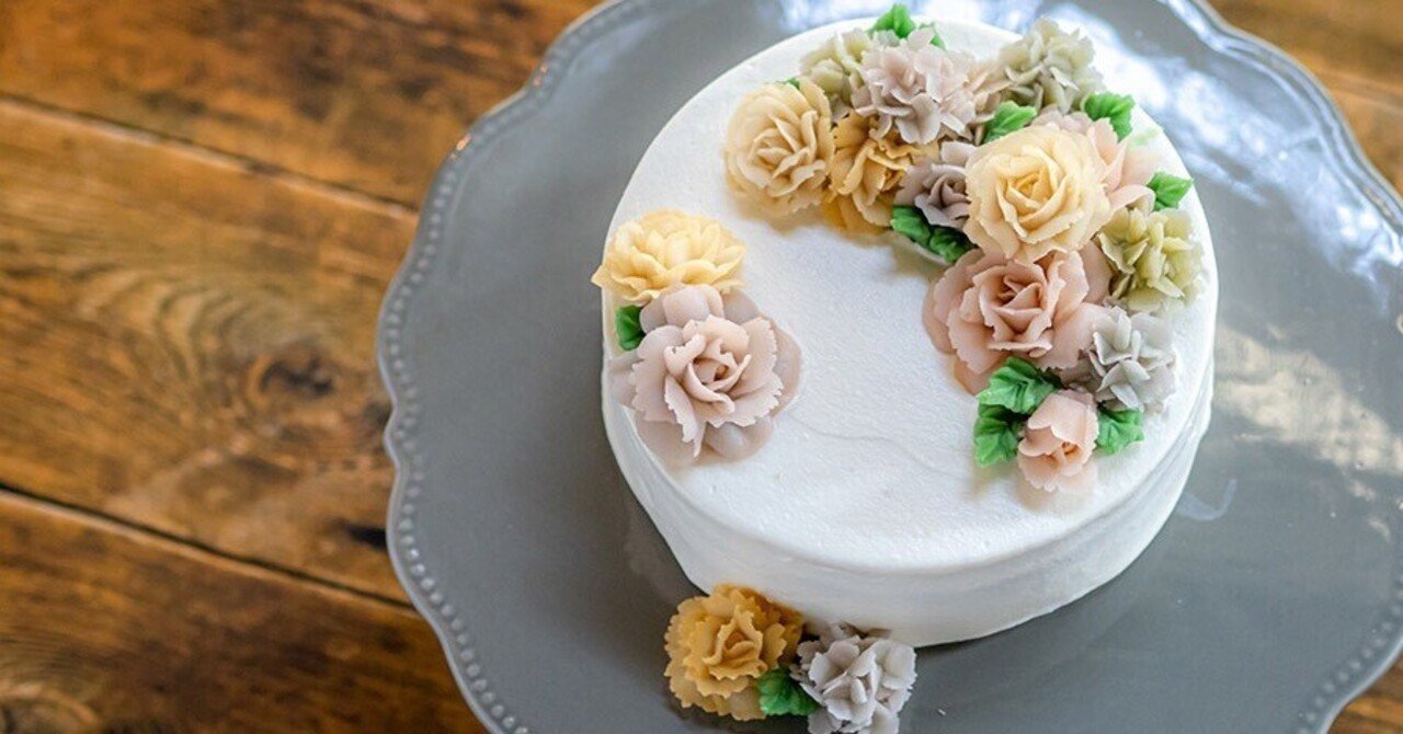 米粉と白餡のフラワーケーキ