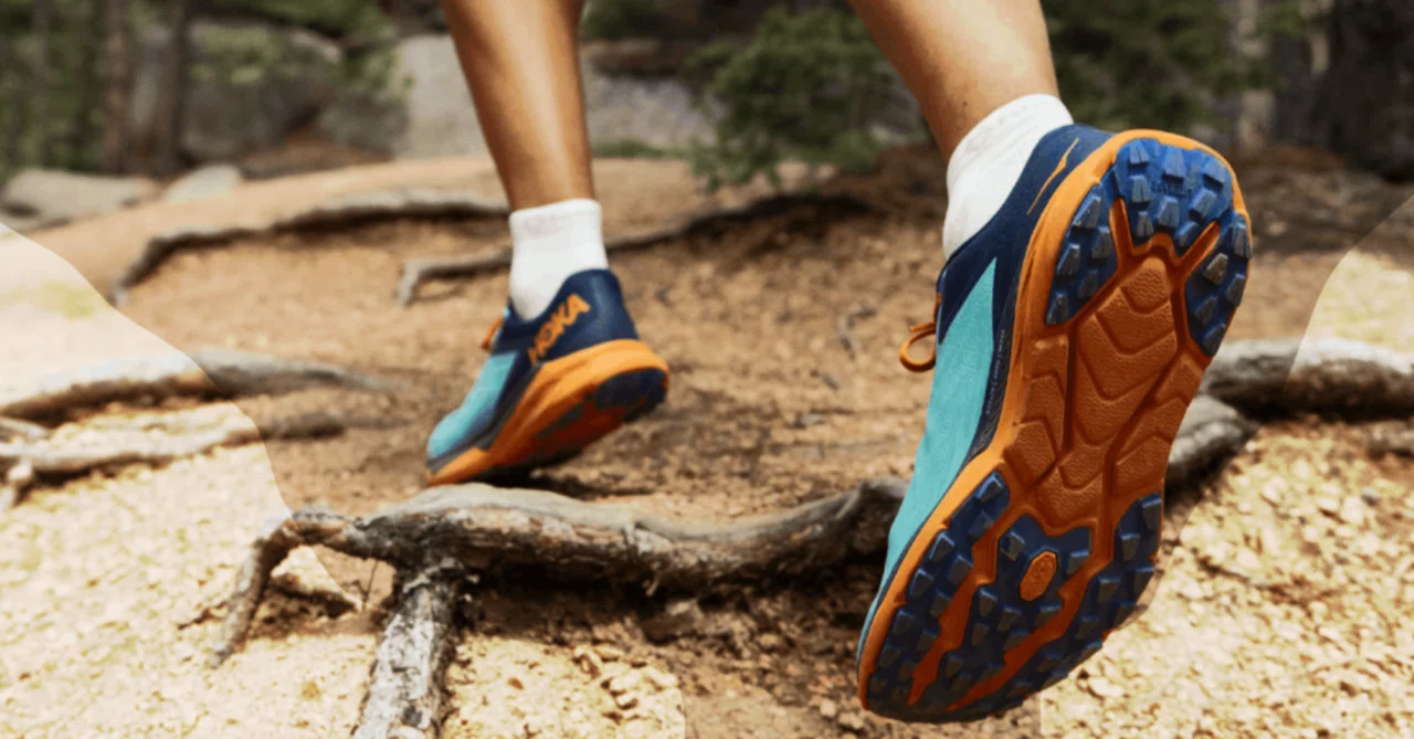 HOKA』紹介ページ ①|deckers_japan HOKA』紹介ページ ①|deckers_japan