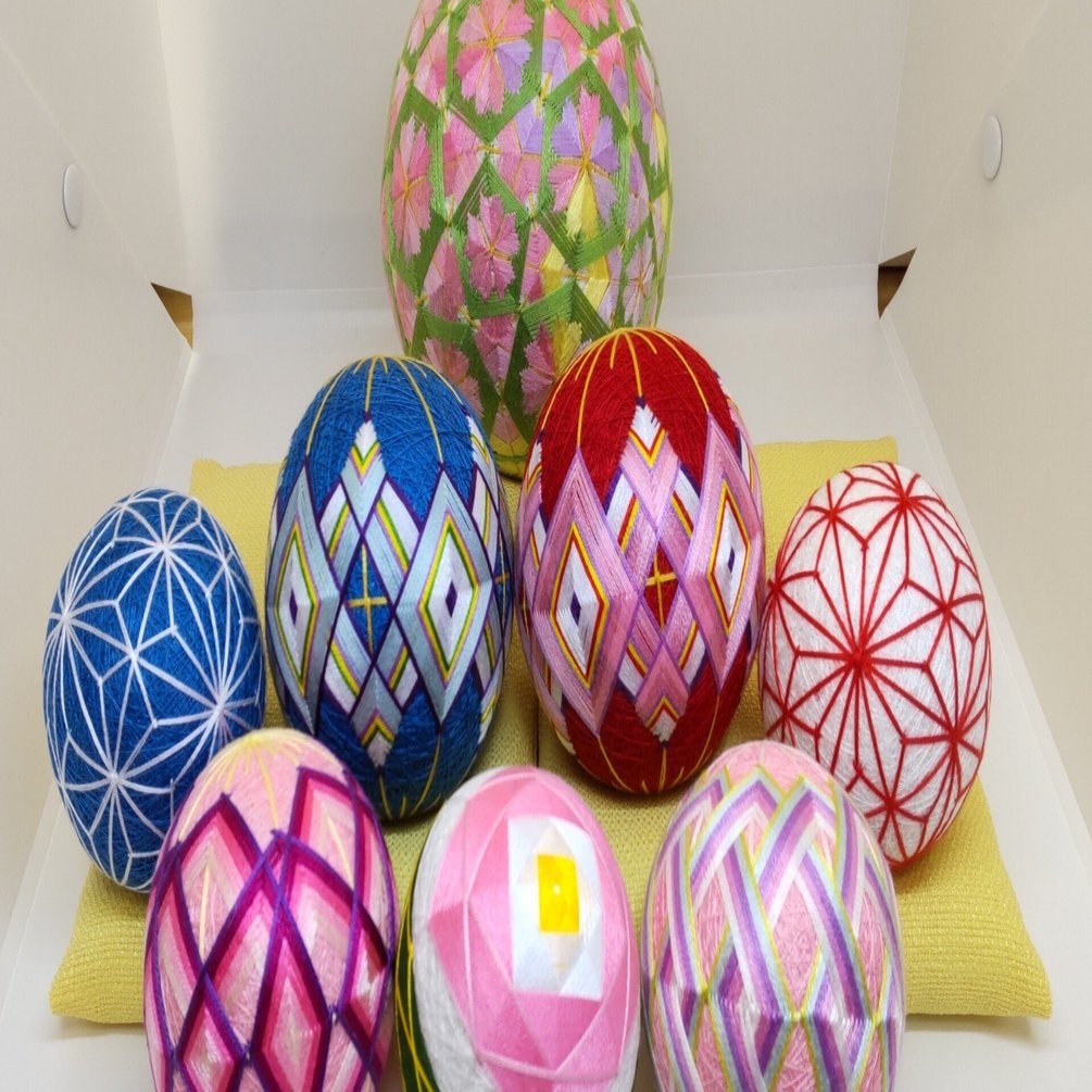 32面の桜」「2つ割り桜の雛手毬」「麻の葉」「菱重ね、紫桜」「ピンク