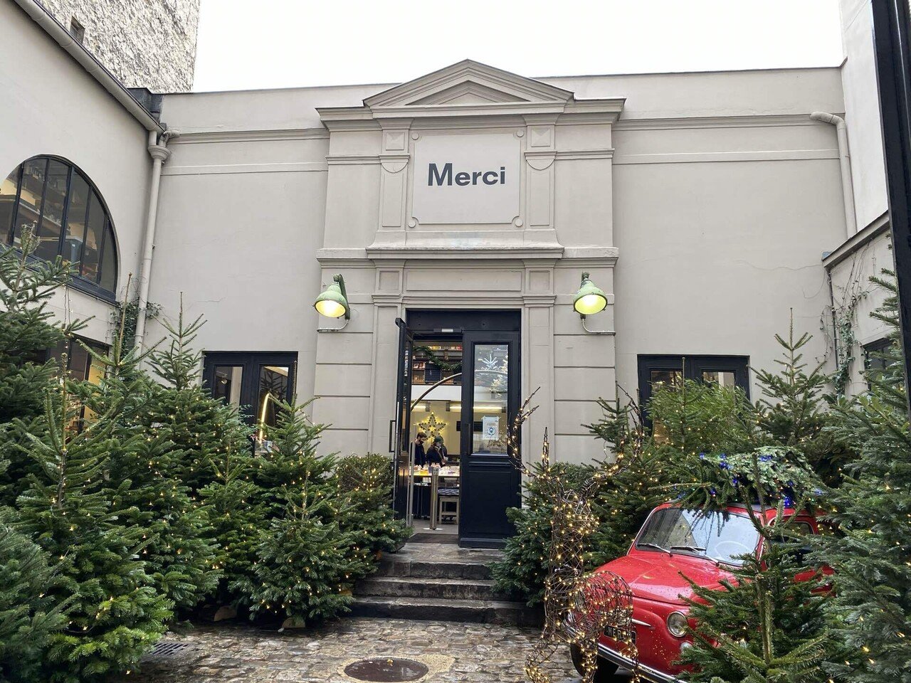 マレ地区のアイコン。パリ3区セレクトショップ【Merci】で買い