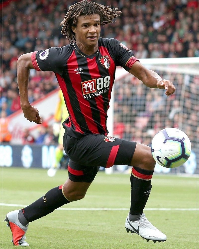スポンサーから見るサッカー プレミア編 難波拓未 大学生サッカーライター Note スポンサーから見るサッカー プレミア編 難波拓未 大学生サッカーライター Note