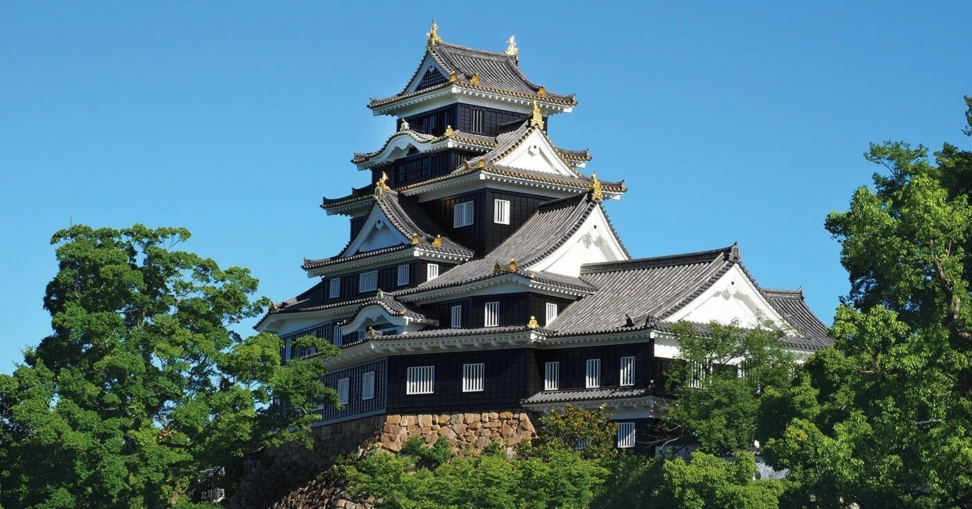 新・岡山城】令和の大改修完了、漆黒の壁を再現｜ほんのひととき