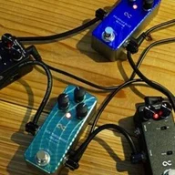 極上すぎるユニヴァイブペダル！Pedal Pawn GYPSY VIBE V2！フット
