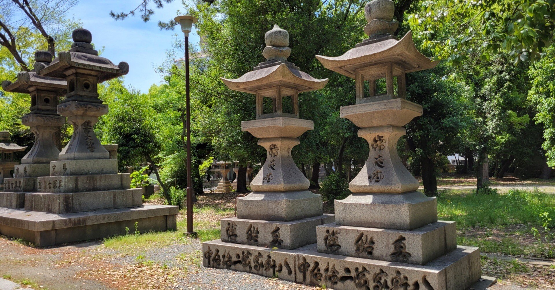 住吉大社のまわりを歩こう(2) 石灯籠｜藤井靜子