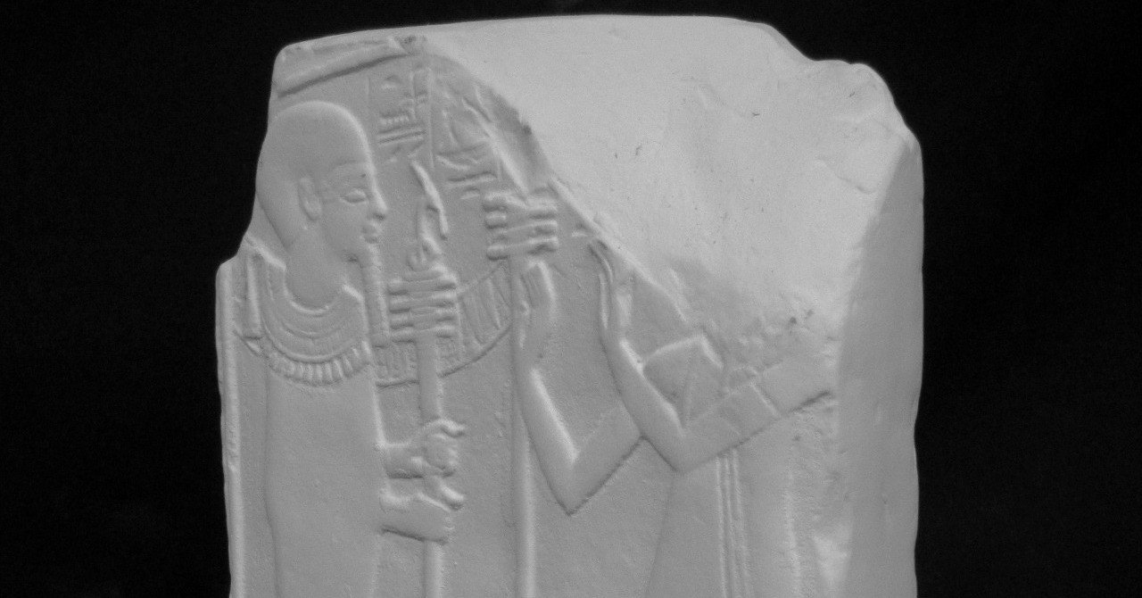 L-636 幼少のラムセス2世レリーフ｜石膏像ドットコム（脇本）