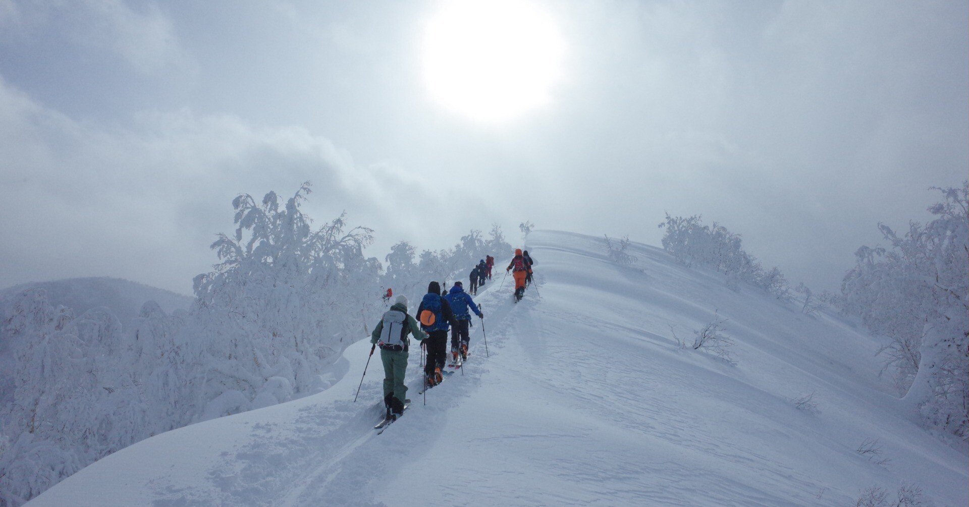 滑って】年越し北海道バックカントリー：パウダーキャンプという楽しみ