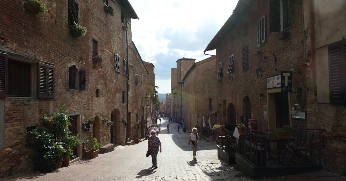 風景（フィレンツエ郊外） イタリア】フィレンツェ郊外の静かな町 | konnyが投稿したフォト
