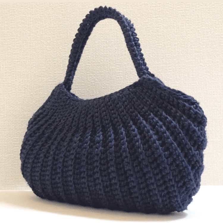 レシピ表【かぎ針編み】上品ネイビーで貝殻みたいなバッグ編んでみまし