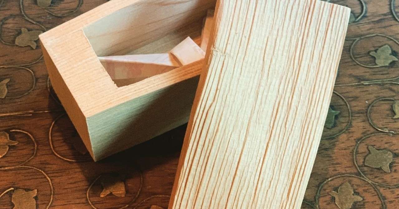 依り代 木工職人三代目 Note