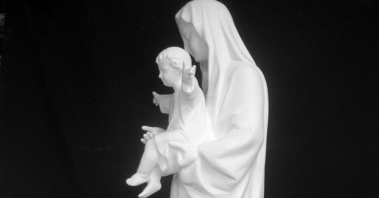 N-022 聖母子全身像｜石膏像ドットコム（脇本）