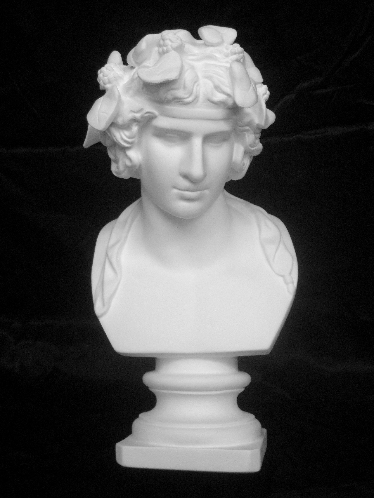 K-157 ディオニソス胸像｜石膏像ドットコム（脇本）