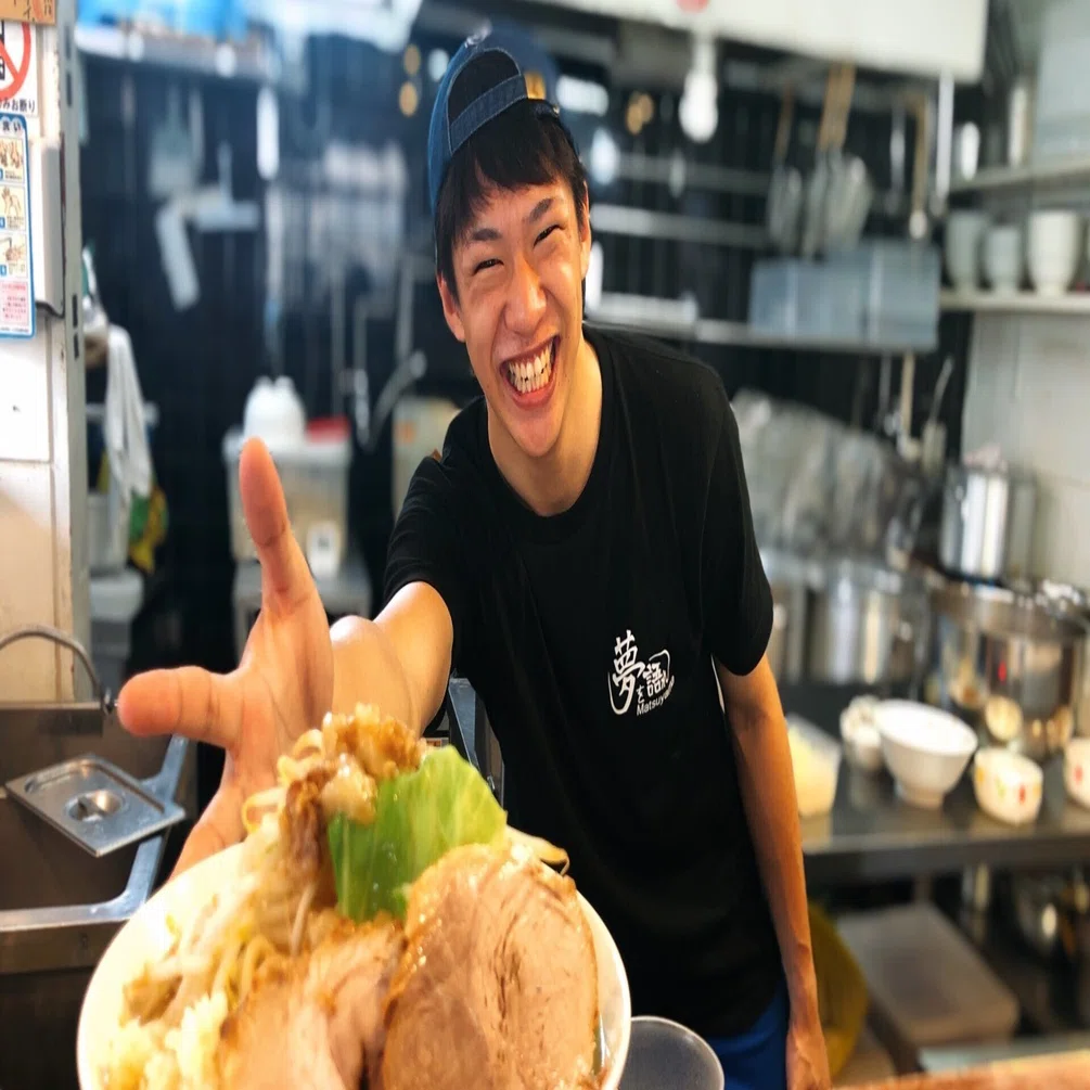 大学3年生でラーメン屋を開業し行列店にしたが、スタートアップで挑戦