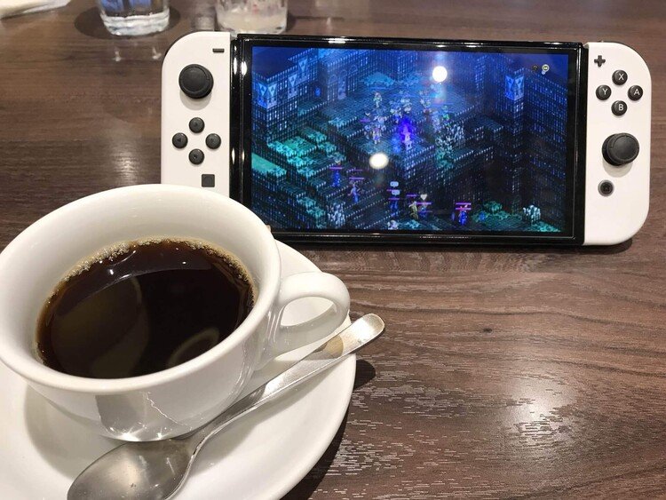 今日はいろいろ動いて疲れた〜😩ゲームとコーヒーでも疲れを癒やすのだ。＆サウナです。