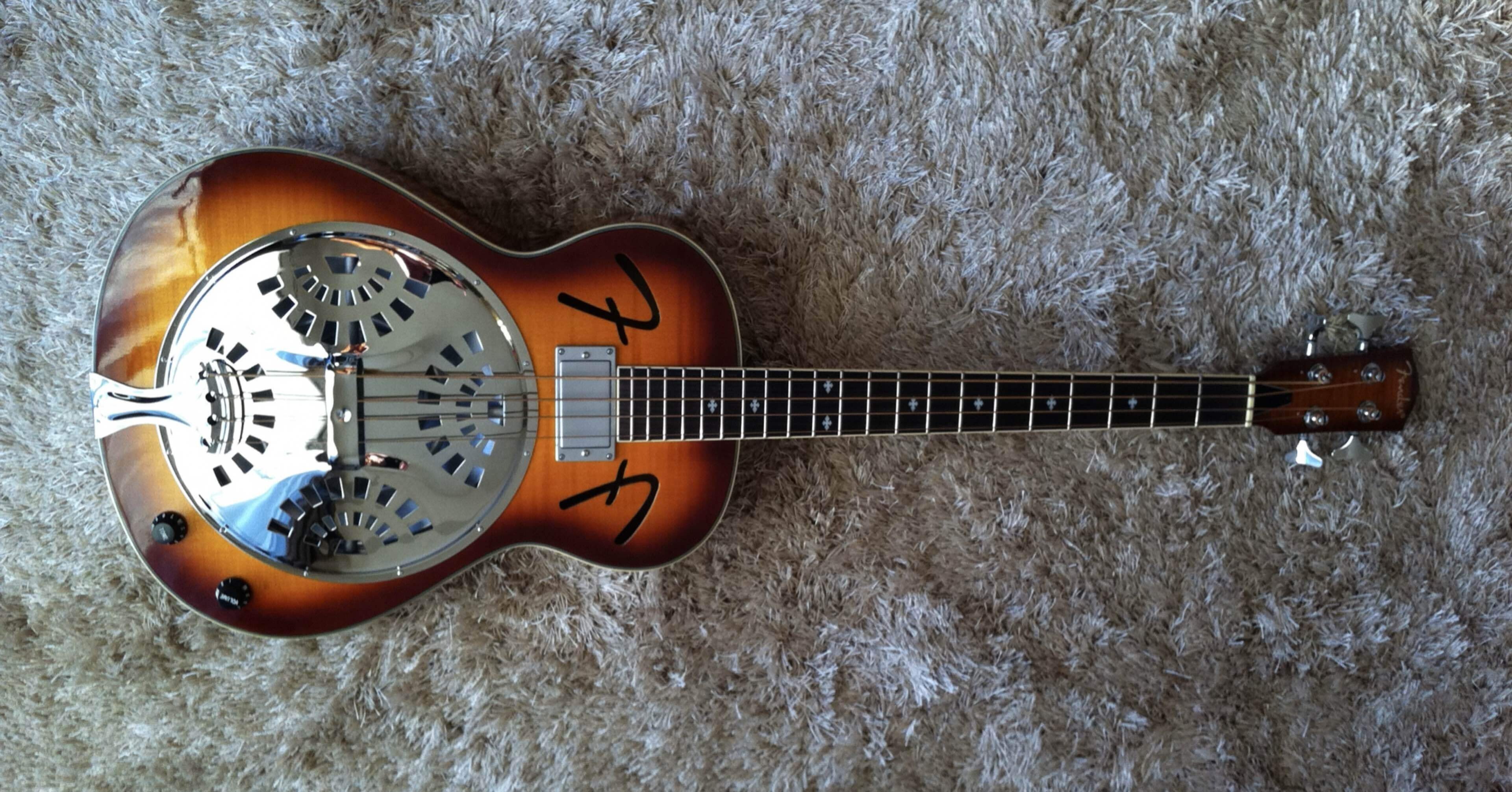 00年代 フェンダー リゾネーターベース FR-51｜Takeshi Tada