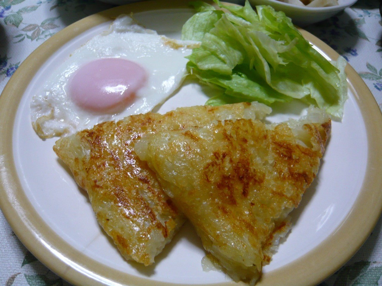 今日の晩御飯 ジャガイモのガレット 目玉焼き レタス 水野かつひこ Note