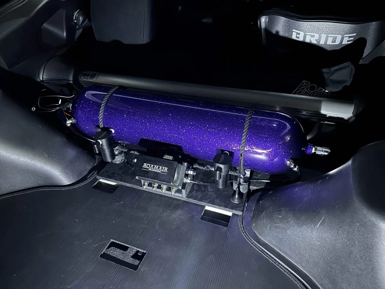 エアーメクスト　Z34 エアサスストラットキット一式 Z34にエアサスをDIYで取り付け｜GO