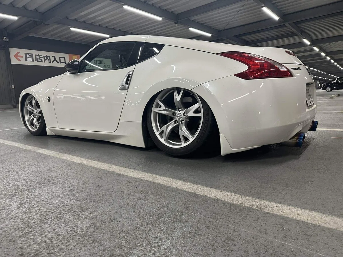 Z34にエアサスをDIYで取り付け｜GO