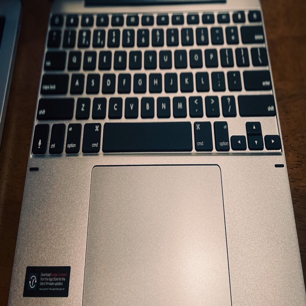 BRYDGE 12.9MAX ＋』でiPad ProがMacBookに変貌を遂げた話｜書店員のすヽめ